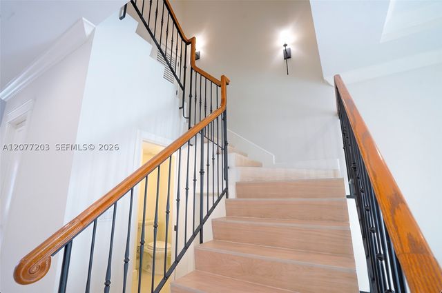 530 Valencia Ave 3, Coral Gables, FL 33134