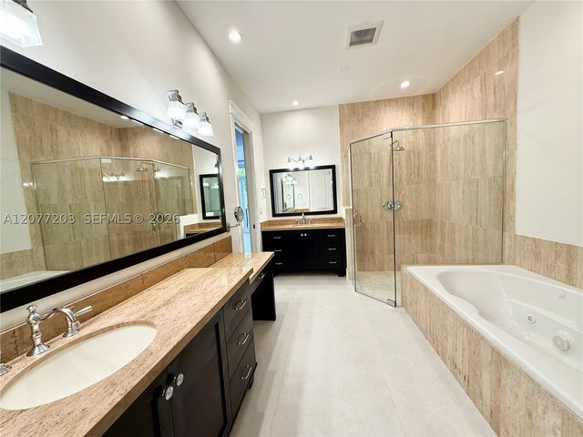 530 Valencia Ave 3, Coral Gables, FL 33134
