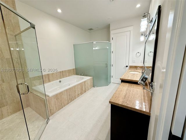 530 Valencia Ave 3, Coral Gables, FL 33134