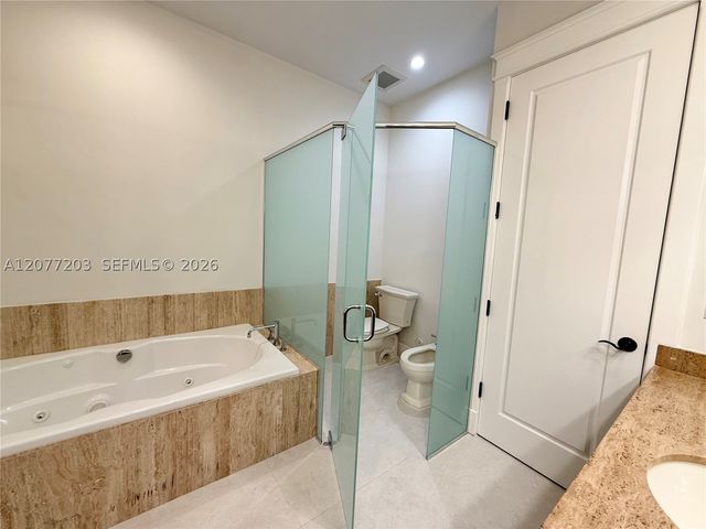530 Valencia Ave 3, Coral Gables, FL 33134