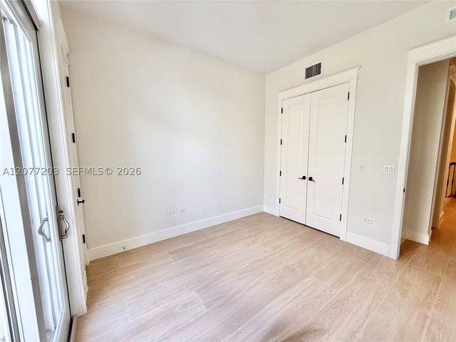 530 Valencia Ave 3, Coral Gables, FL 33134