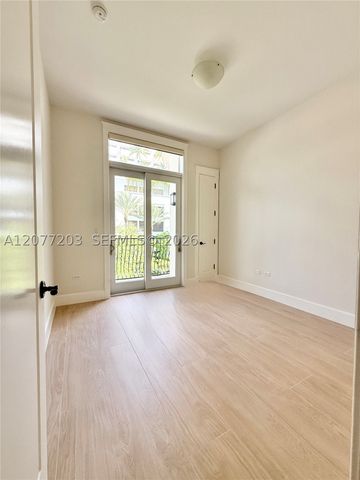 530 Valencia Ave 3, Coral Gables, FL 33134
