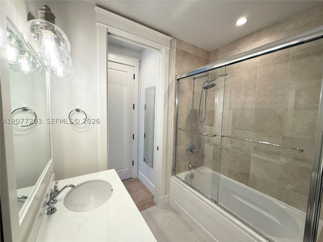 530 Valencia Ave 3, Coral Gables, FL 33134