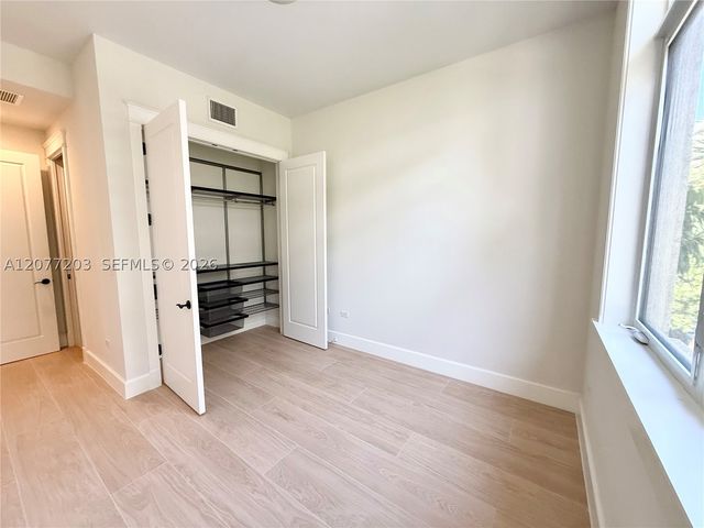 530 Valencia Ave 3, Coral Gables, FL 33134