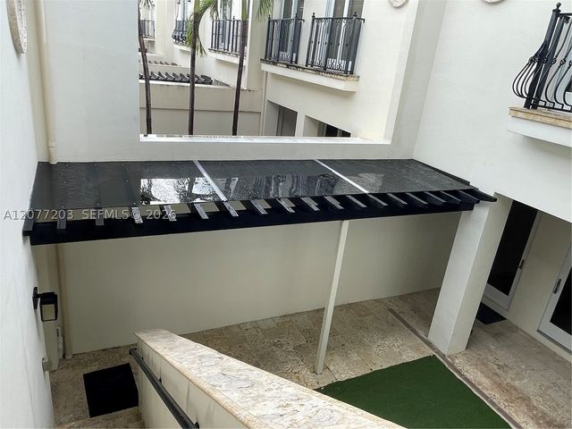 530 Valencia Ave 3, Coral Gables, FL 33134
