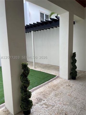 530 Valencia Ave 3, Coral Gables, FL 33134
