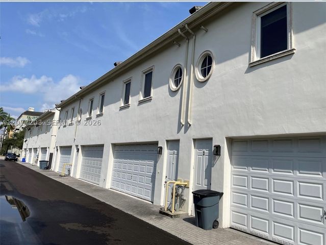 530 Valencia Ave 3, Coral Gables, FL 33134