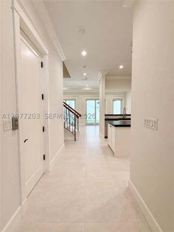 530 Valencia Ave 3, Coral Gables, FL 33134