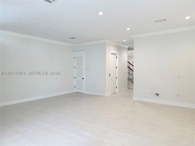 530 Valencia Ave 3, Coral Gables, FL 33134
