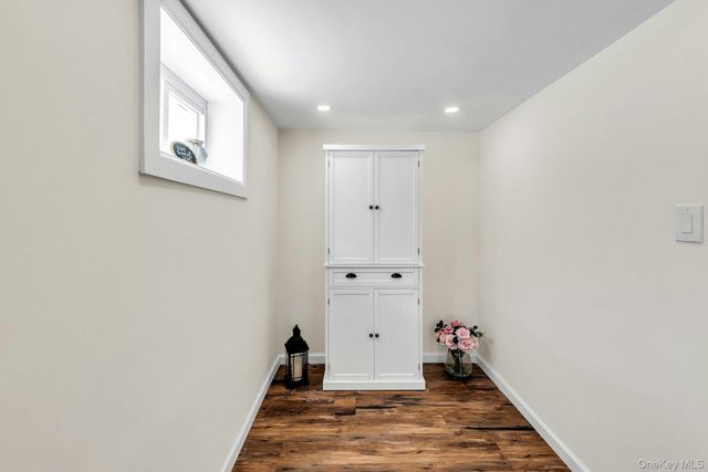 20 Law Street, North Valley Stream, NY 11580