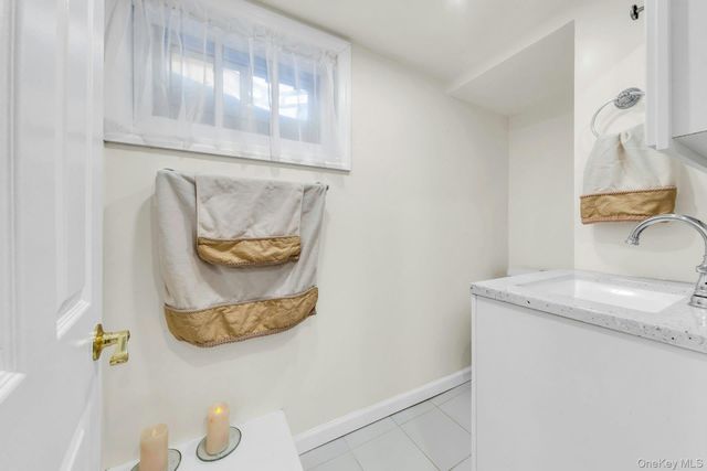 20 Law Street, North Valley Stream, NY 11580