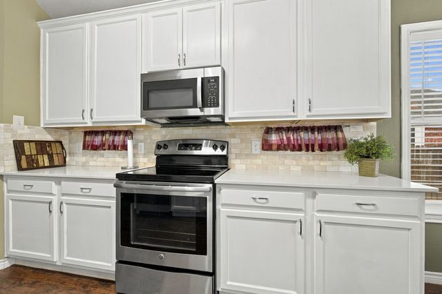 2412 Clubhouse Drive, Denton, TX 76210