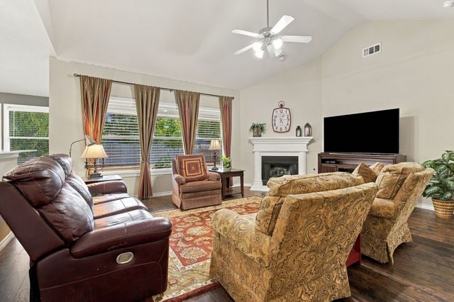 2412 Clubhouse Drive, Denton, TX 76210