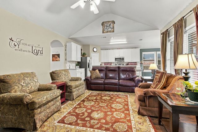 2412 Clubhouse Drive, Denton, TX 76210