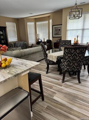 47544 Pembroke Drive, Canton, MI 48188