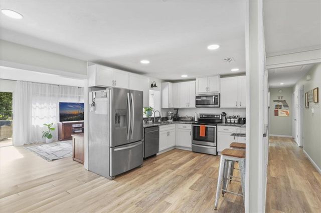 1315 NW 40TH TERRACE, Gainesville, FL 32605