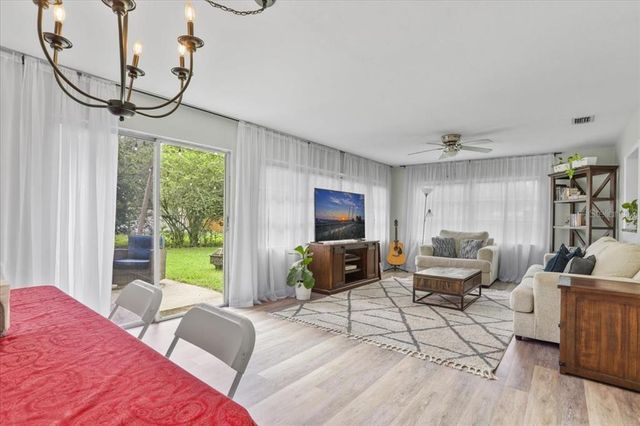 1315 NW 40TH TERRACE, Gainesville, FL 32605