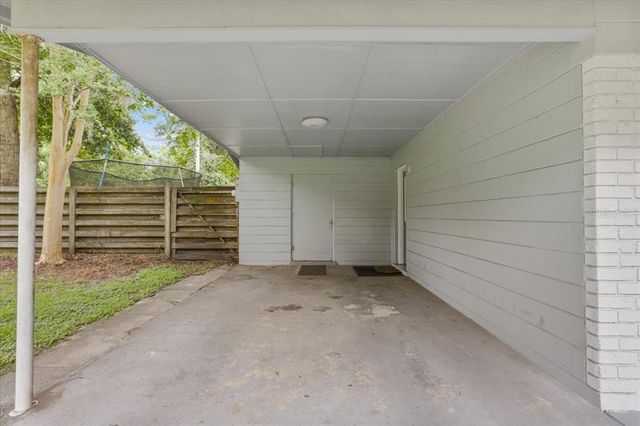 1315 NW 40TH TERRACE, Gainesville, FL 32605