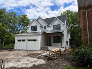 664 N Webster Street, Naperville, IL 60563