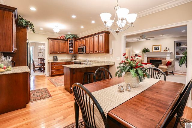 205 Willow Lake Drive, Paducah, KY 42003