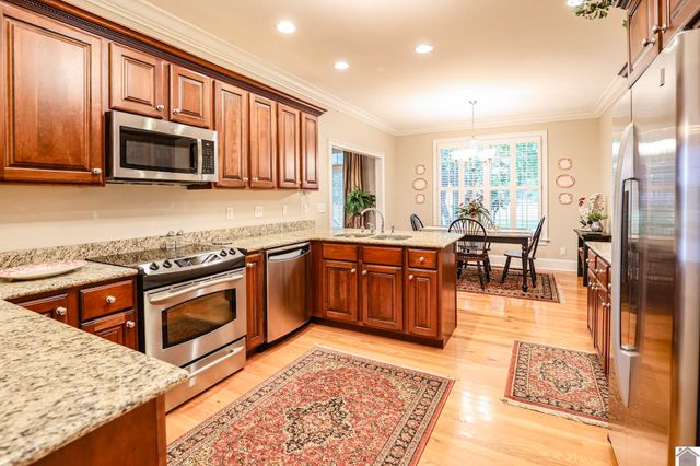 205 Willow Lake Drive, Paducah, KY 42003