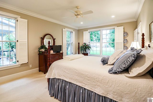 205 Willow Lake Drive, Paducah, KY 42003