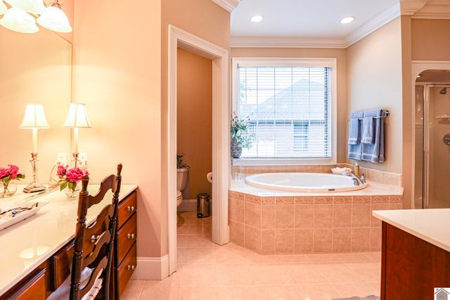 205 Willow Lake Drive, Paducah, KY 42003