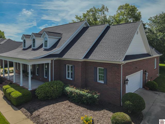 205 Willow Lake Drive, Paducah, KY 42003