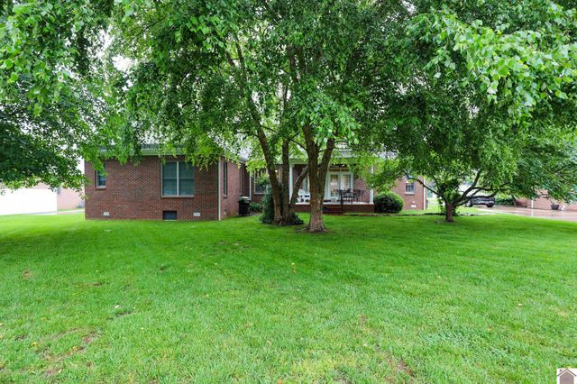 205 Willow Lake Drive, Paducah, KY 42003