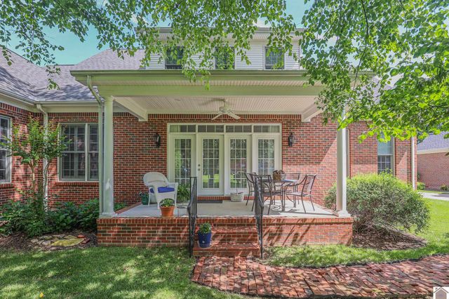 205 Willow Lake Drive, Paducah, KY 42003