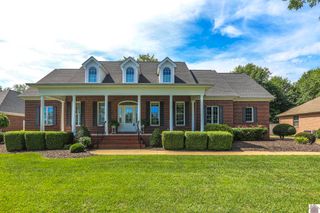 205 Willow Lake Drive, Paducah, KY 42003