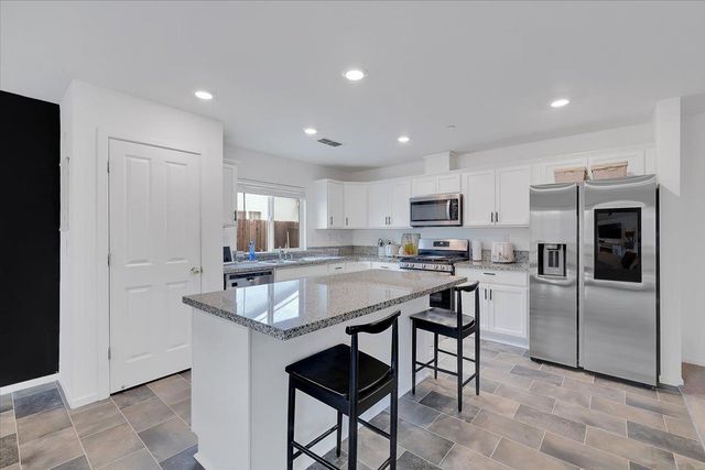 50 Titanio Ct, Oroville, CA 95965