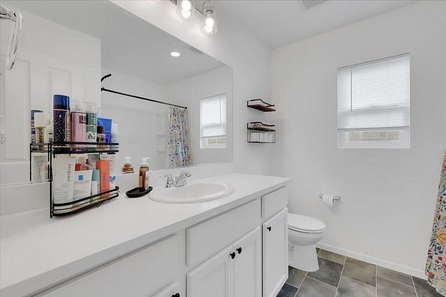 50 Titanio Ct, Oroville, CA 95965