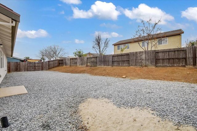 50 Titanio Ct, Oroville, CA 95965