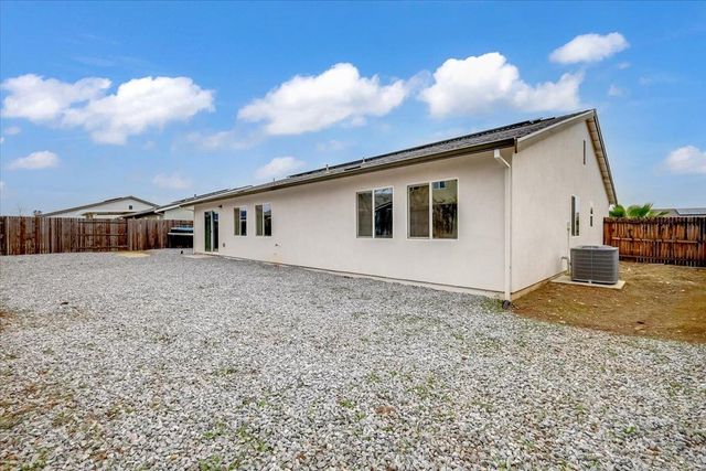 50 Titanio Ct, Oroville, CA 95965