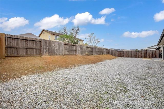50 Titanio Ct, Oroville, CA 95965