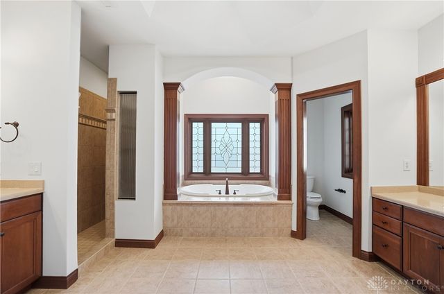 4984 Water Stone Lane, Maineville, OH 45039