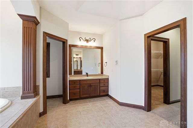 4984 Water Stone Lane, Maineville, OH 45039