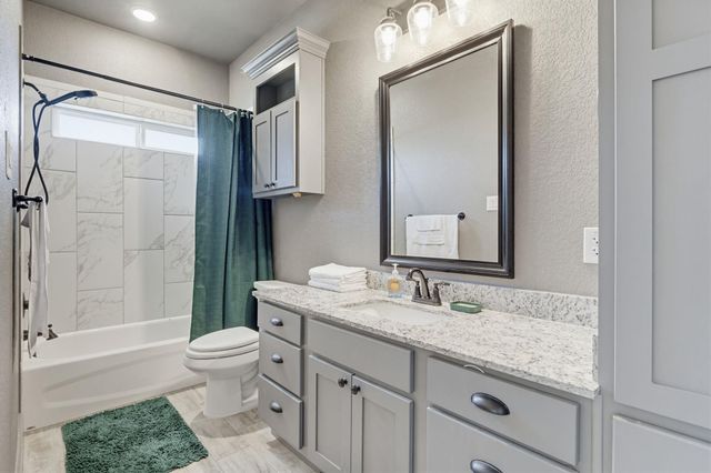 4043 Turning Leaf DR, Nolanville, TX 76559