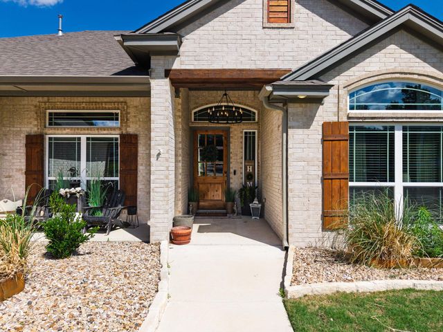 4043 Turning Leaf DR, Nolanville, TX 76559