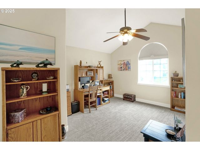2146 Nw JETTY Ave, Lincoln City, OR 97367
