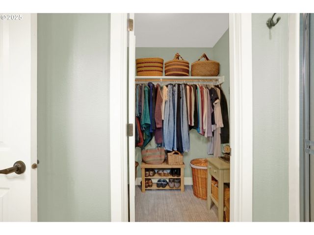 2146 Nw JETTY Ave, Lincoln City, OR 97367
