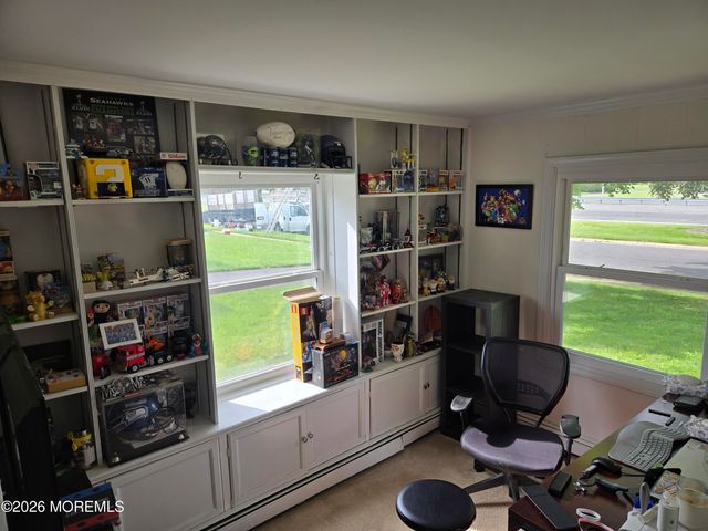 33 Middlebury Lane, Willingboro, NJ 08046