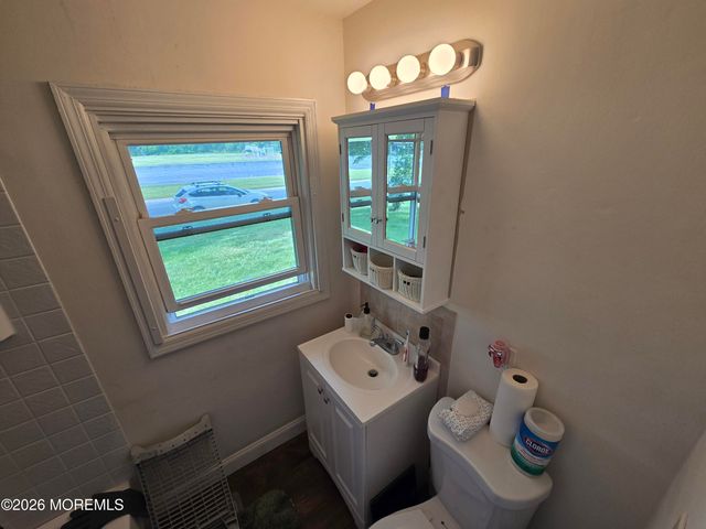33 Middlebury Lane, Willingboro, NJ 08046