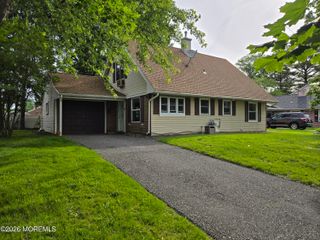 33 Middlebury Lane, Willingboro, NJ 08046