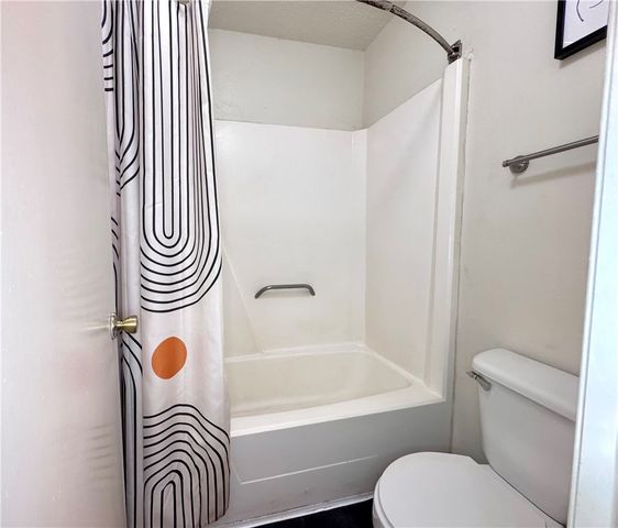 3923 Old Oaks Drive 5, Bryan, TX 77802