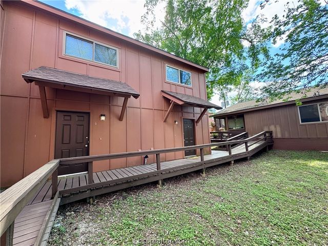 3923 Old Oaks Drive 5, Bryan, TX 77802