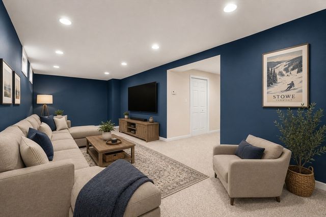 126 Sandy Pond Rd, Ayer, MA 01432