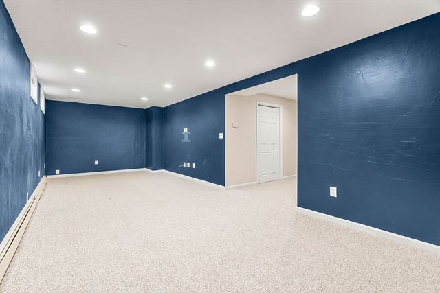 126 Sandy Pond Rd, Ayer, MA 01432
