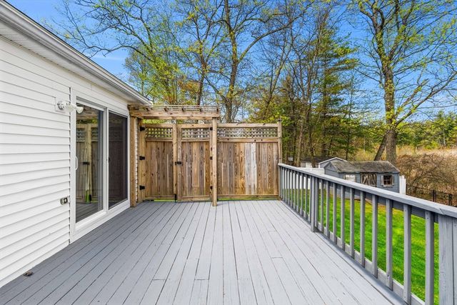 126 Sandy Pond Rd, Ayer, MA 01432
